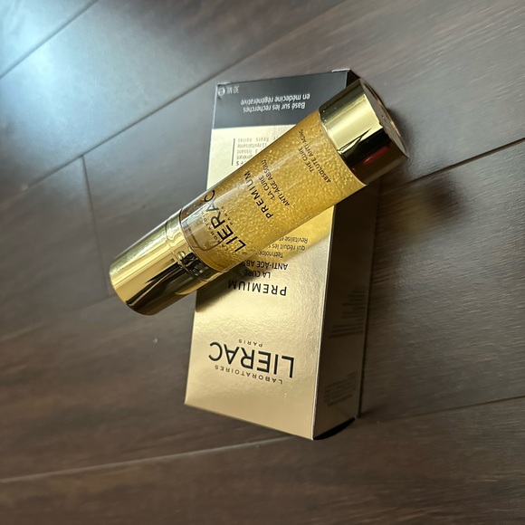 Lierac Premium The Cure Absolute Anti-Aging 30ml - Picture 3 of 3